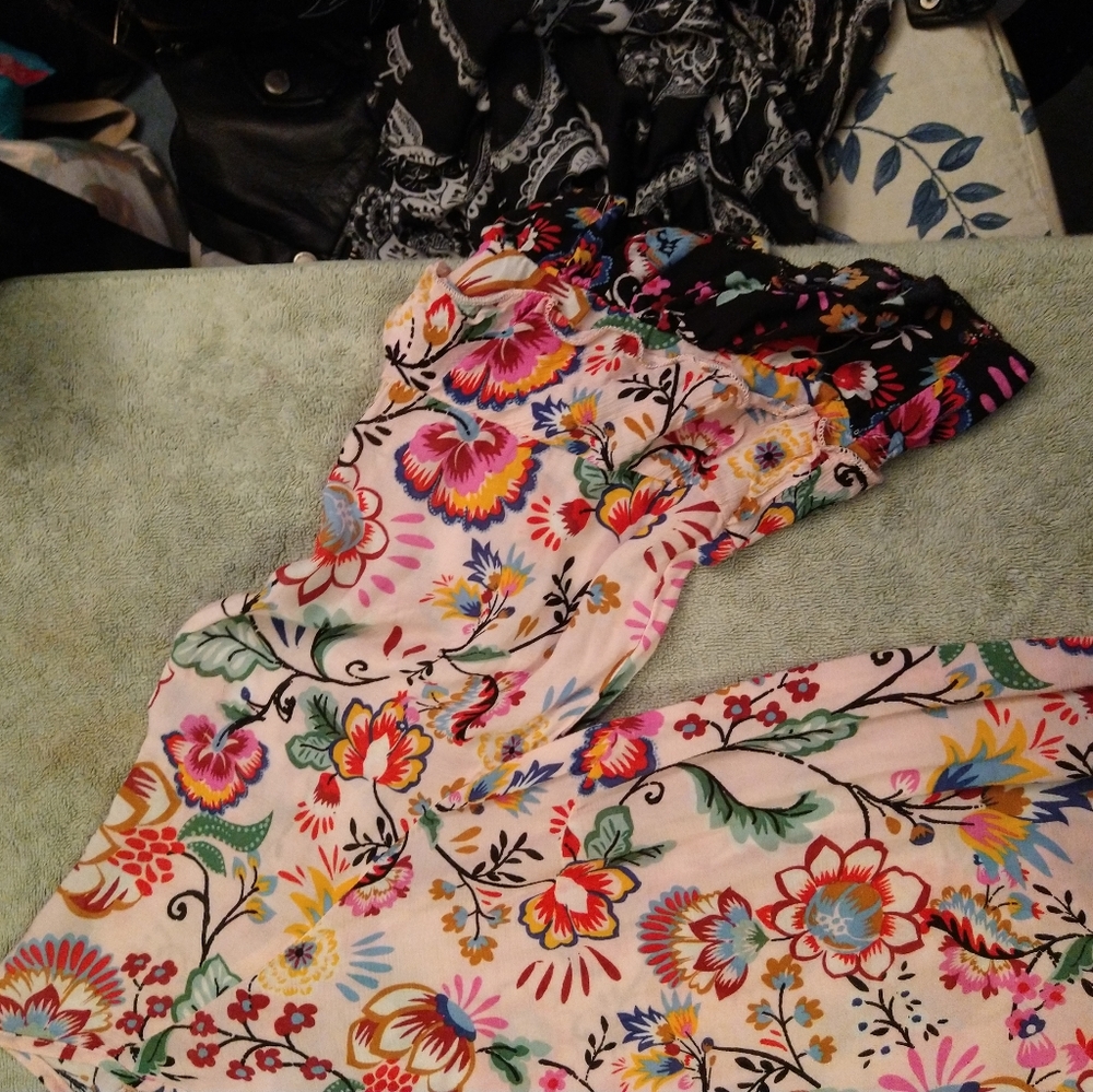 Print top - Picture 2 of 3